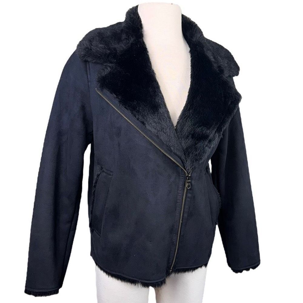 Uniqlo Black Faux Suede and Faux Fur Women’s Jacket in size Small - Picture 2 of 9
